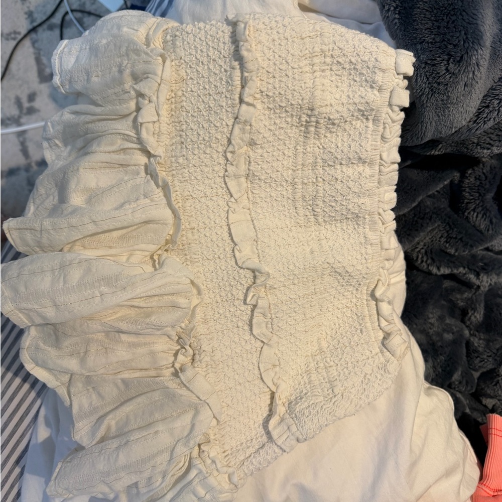 White Ruffled Mini Skirt - Picture 2 of 4